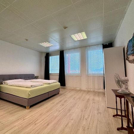 Kobra Room In Spielberg Spielberg Bei Knittelfeld Eksteriør bilde