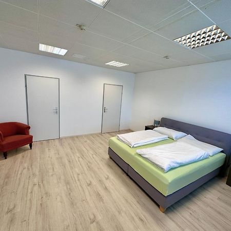 Kobra Room In Spielberg Spielberg Bei Knittelfeld Eksteriør bilde