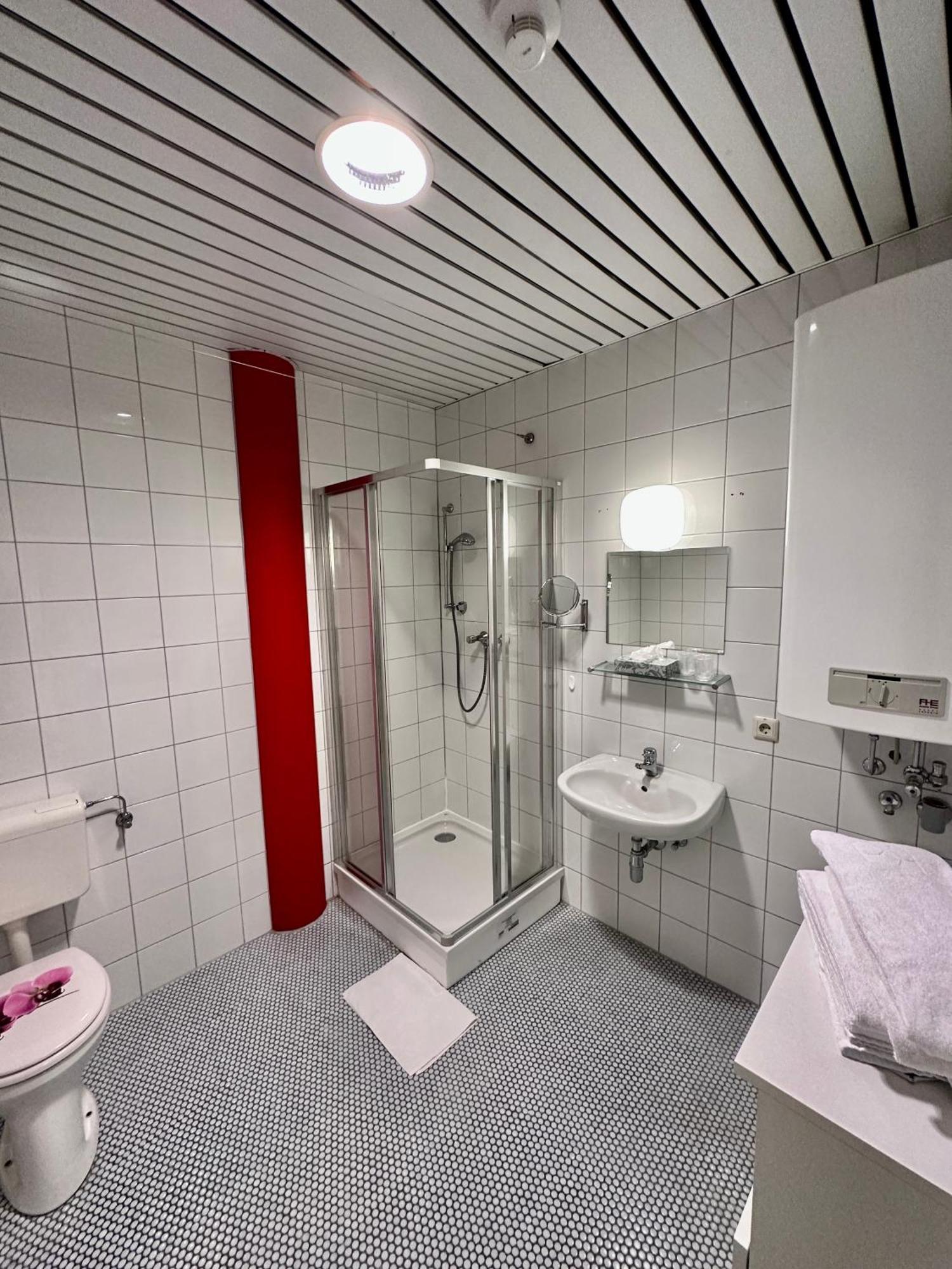 Kobra Room In Spielberg Spielberg Bei Knittelfeld Eksteriør bilde